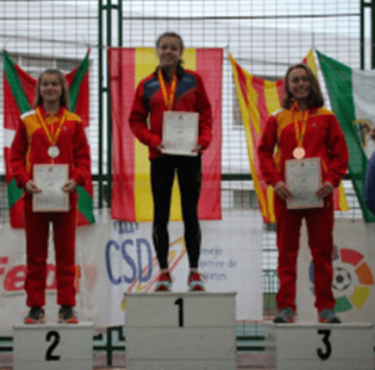 laura podium
